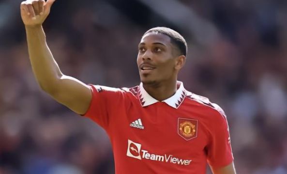 但新赛季初 但新赛季初